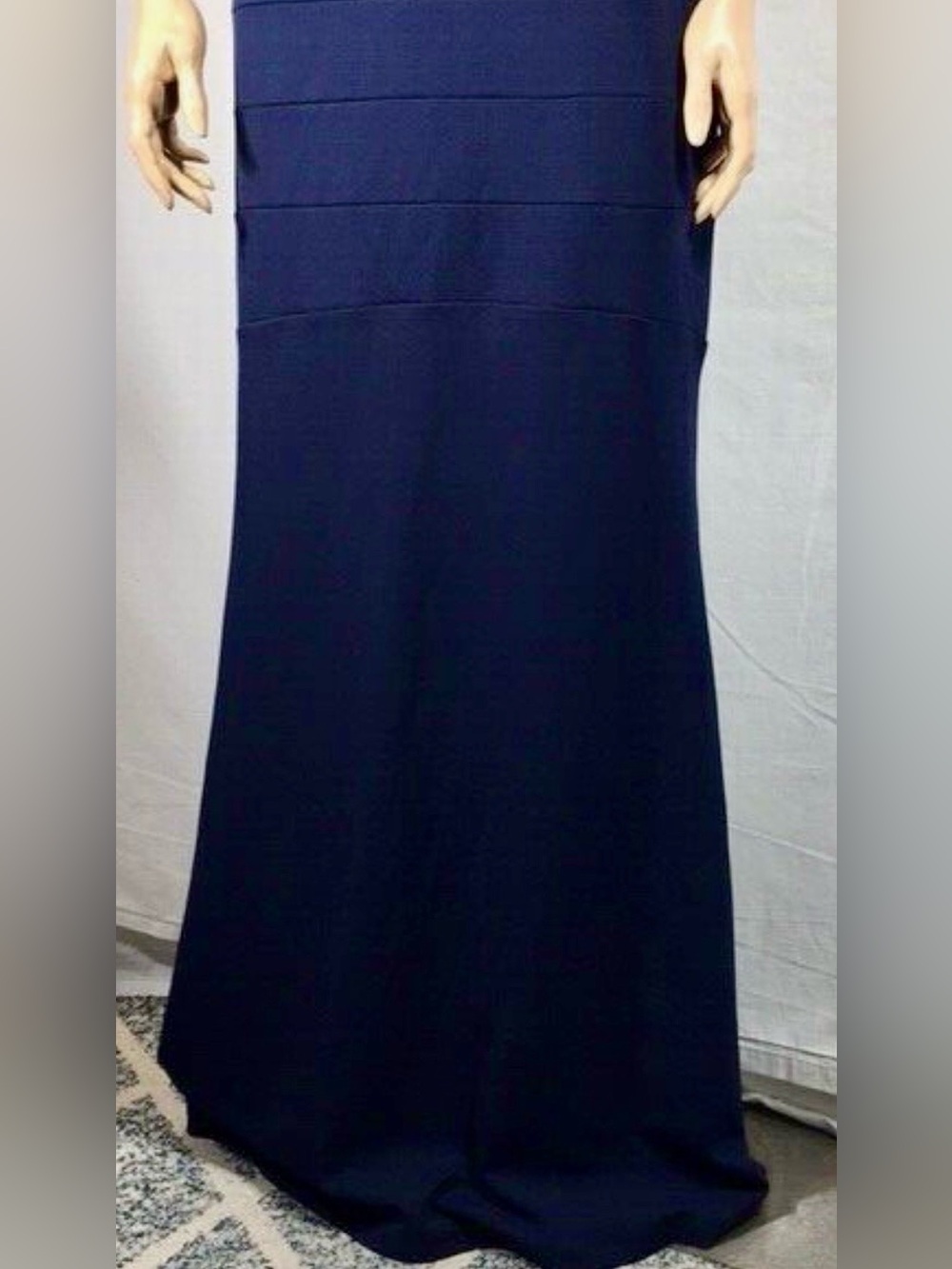 Off Shoulder Ruffle Bodycon Dress - Picture 3 of 10